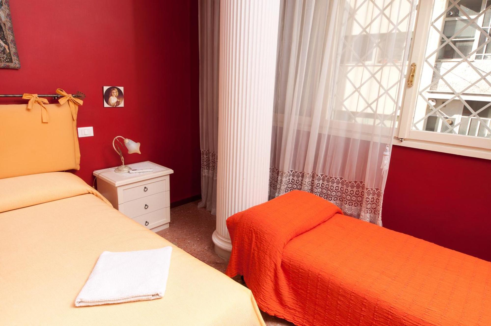 Passeggiate Romane B&B Cameră foto